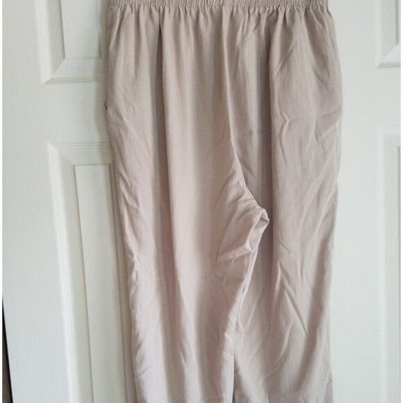 Briggs New York Tan Slacks Size Medium - Picture 5 of 5